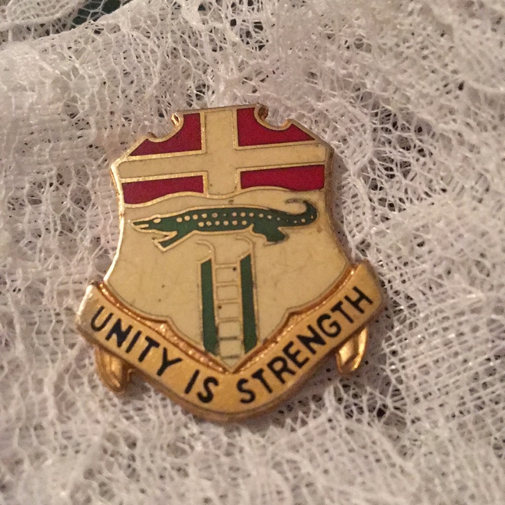 ARMY CREST 6TH INFANTRY REGIMENT UNITY IS STRENGTH